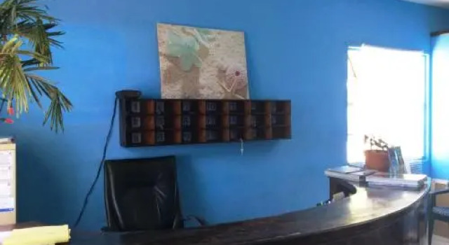 The Executive Inn, Book Hotel Roatan Airport 