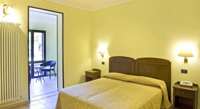 Двухместный номер Standard с балконом Park Hotel La Pineta