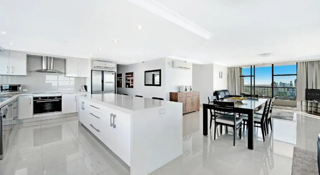 Апартаменты Пентхаус с 3 комнатами с видом на океан ULTIQA Beach Haven on Broadbeach