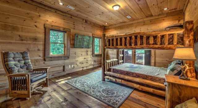 Rocknview Lodge by Escape to Blue Ridge, Rezerwuj Hotel Blue Ridge Georgia