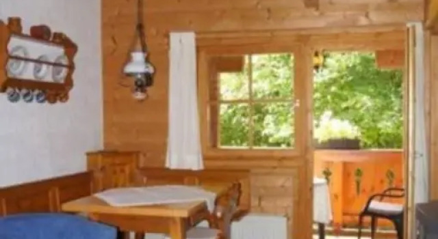 Ferienwohnung Wein, Varaa Huoneisto Hotellit Baijeri pysäköinnillä, Pysäköinti