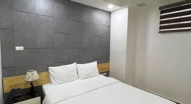 Номер Standard Hanoi Holiday Diamond Hotel