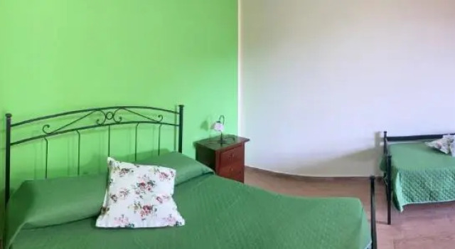 Трёхместный номер Standard с видом на сад B&B Relais da Clorinda