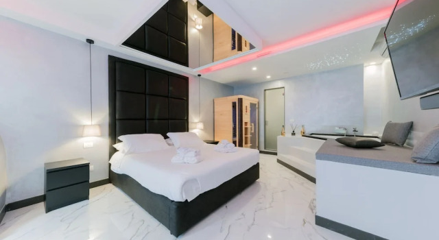 Comola Luxury Suite, Забронировать Отель СПА-отели Неаполя, рядом с Mergellina Metro Station, SPA-услуги