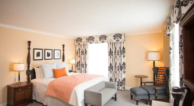 Двухместный номер Deluxe с балконом The Atherton Hotel at OSU