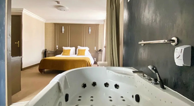Полулюкс Grand Hôtel du Luxembourg & Spa