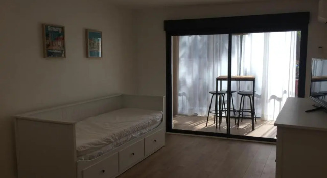 Studio avec parkingk privé, plage et centre à pied