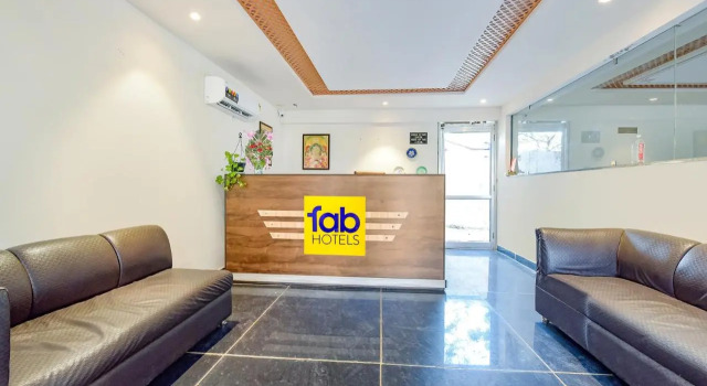 FabHotel JBS Heritage, Забронировать Отель Отели штата Раджастхана с парковкой, Парковка