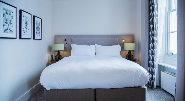 Queens Hotel Cheltenham, Забронировать Отель Отели Челтнем с парковкой, рядом с Питтвилль-Парк, Парковка