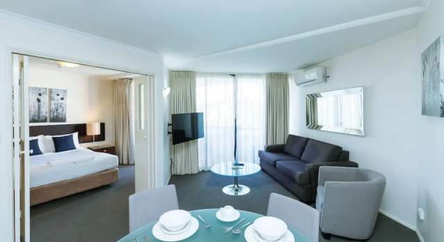 Airtrip Apartment on Edmonstone St
