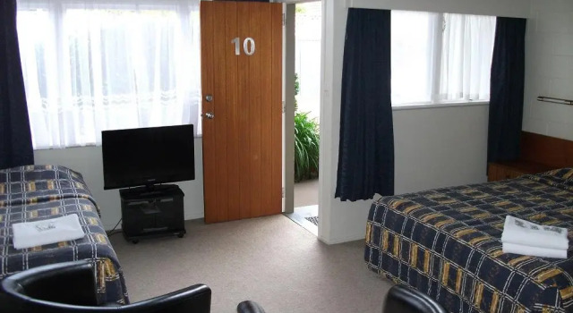 Студия Trentham Motel