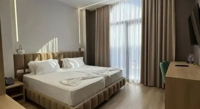 Двухместный номер Deluxe с балконом и с видом на горы Hotel Panorama & Spa Elbasan