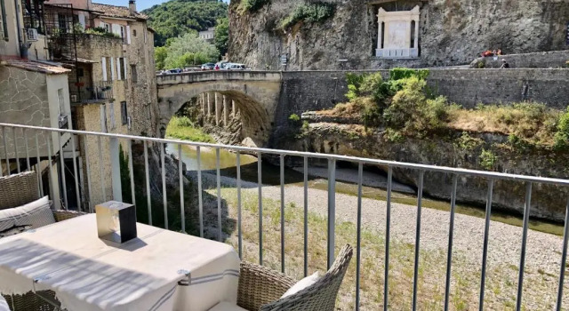 Апартаменты с 2 комнатами Apartment Pont Romain