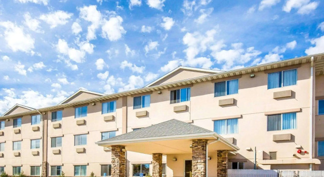 Кровать в общем номере Comfort Inn Great Falls South