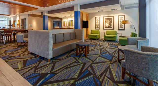 Holiday Inn Express & Suites Brunswick - Harpers Ferry Area by IHG, Buchen Sie Hotel Harpers Ferry 