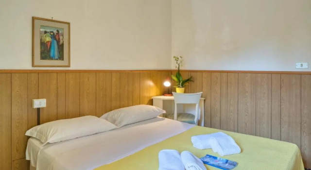 Двухместный номер Standard с балконом и с частичным видом Hotel Silvana Garnì