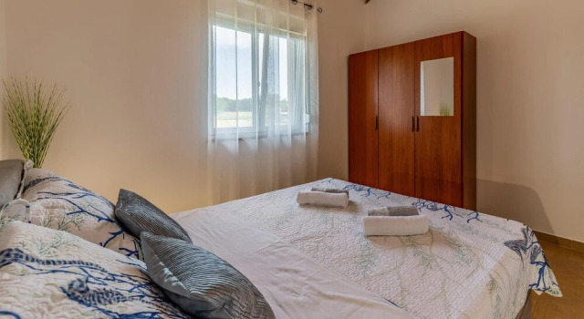 Amazing Home in Marcana With Wifi and 4 Bedrooms
