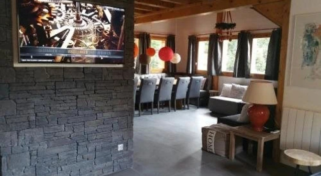 Le Clos du Pré 25, Забронировать Отель Ле-Гранд-Русс Овернь-Рона-Альпы, рядом с Гондола О д Оль Экспресс Оз