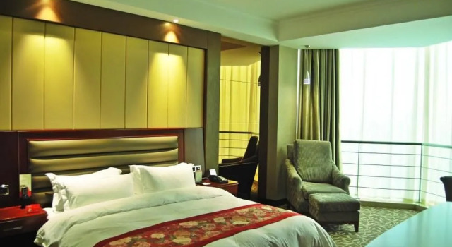 Lihua International Hotel, Book Hotel Dashiqiao Liaoning
