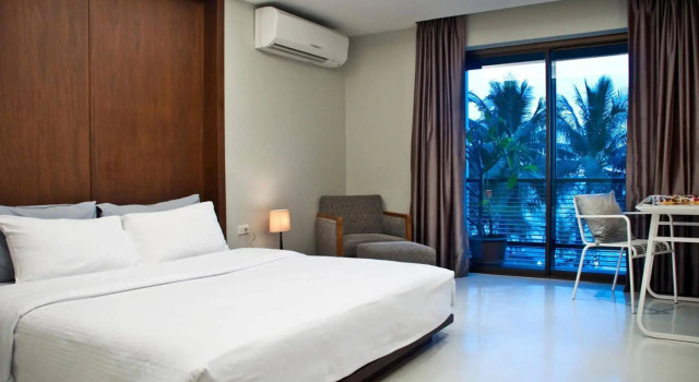 S2 Hotel