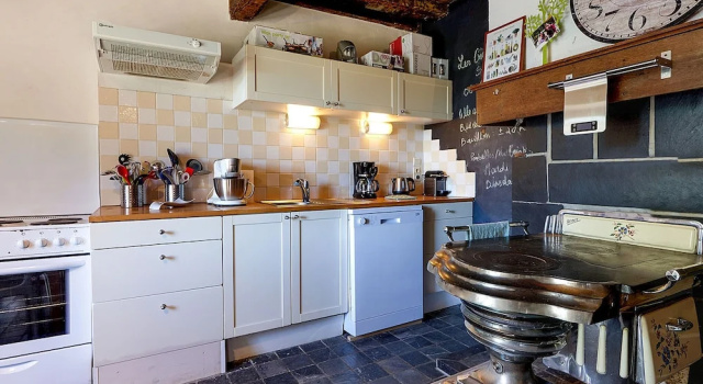 Коттедж Cozy Holiday Home in Gros-Fays with Terrace