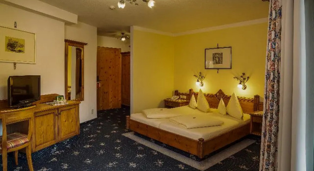 Двухместный номер Standard с балконом Hotel AlpenSchlössl