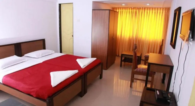 Номер Standard Saiesh International Hotel