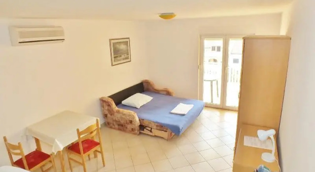 Студия Suhomont Apartments