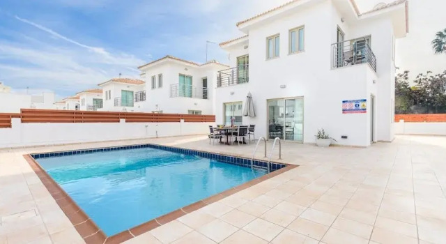 Sunrise Bay Villa #2, Book Villa Hotels in Protaras with Parking, near Neolithic Settlement, Parking