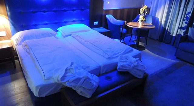 Полулюкс Grand Hotel Astoria