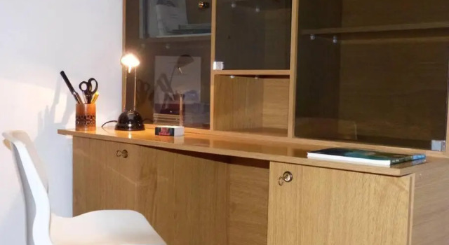 Central Bright Comfortable Studio, Rezerwuj Hotel Hotele w Pelion z parkingiem, Parking