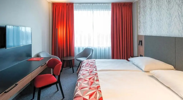 Номер Standard HP Park Plaza