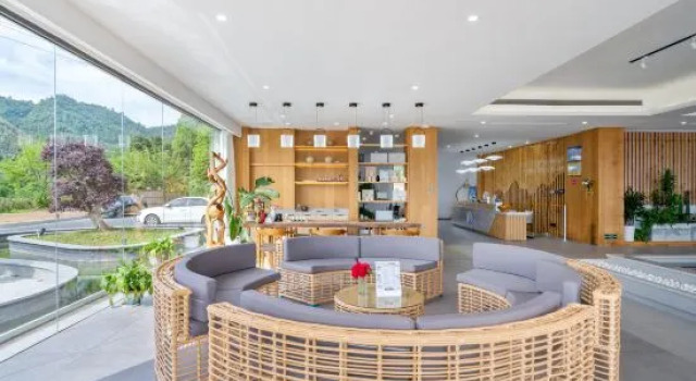 Anji Peak · Jiumu Cloud Town Cliffside Pool Resort Homestay, Prenota Resort Hotel a Huzhou con piscina, Piscina