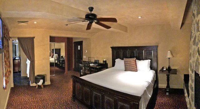 Номер Deluxe Border House at Crystal Bay Casino