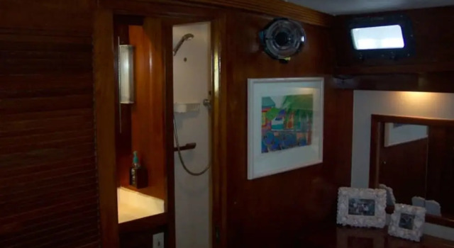 Dream Lover Boat and Breakfast