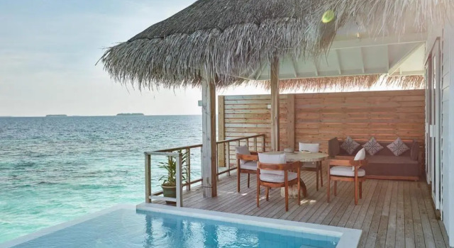 Номер Deluxe Naha Resort Maldives