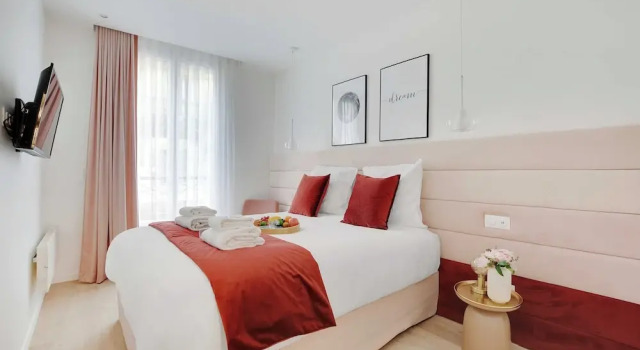 Charming Apartment - 2br/6p - In the Heart of Paris, Забронировать Апартаменты/квартира Париж Иль-де-Франс, рядом с Станция метро Rambuteau