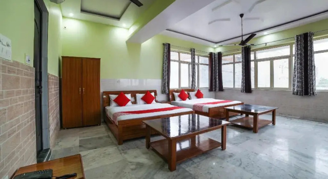 Sankalp Hotel by OYO Rooms, Rezervovat Hotel Nainital Uttarakhand