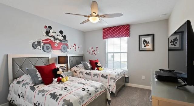 4BR Townhome in Storey Lake by SHV-4947