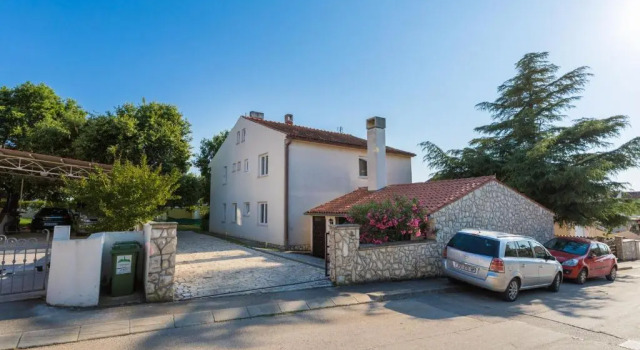 Apartament Nevija