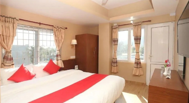 Oyo 714 Hotel Om