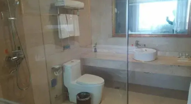 Люкс Vienna Hotel (Suzhou Xiaoxian Railway Station Zheshang Market Branch)