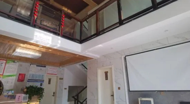 Fengle Yiyuan Inn, Prenota Hotel Hotel a Ningbo con parcheggio, Parcheggio