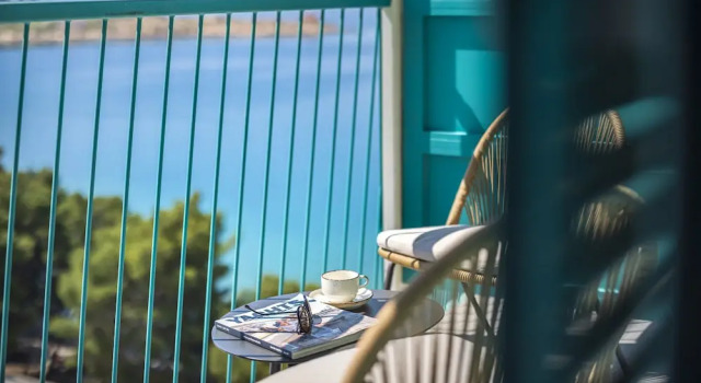 Двухместный номер Standard с балконом и с частичным видом на море PLACES Dalmacija by Valamar