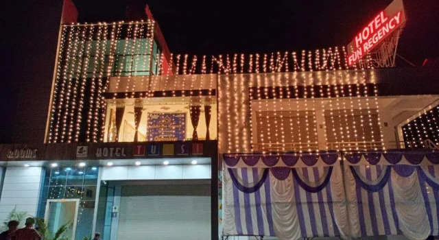 Hotel Fun Regency, Boek Hotel Hotels in Gujarat met parkeren, Parkeren
