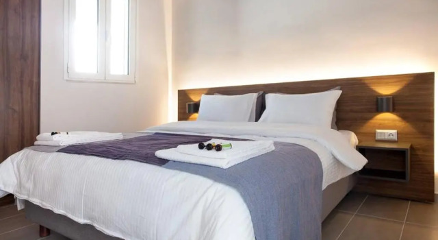 Апартаменты TONI'S Comfy 3BD home with patio, close to Metro