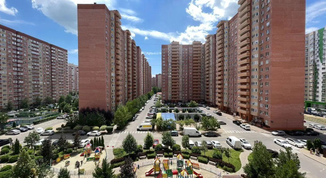Апартаменты Квартира на им. Героя Сарабеева В.И. 5к3