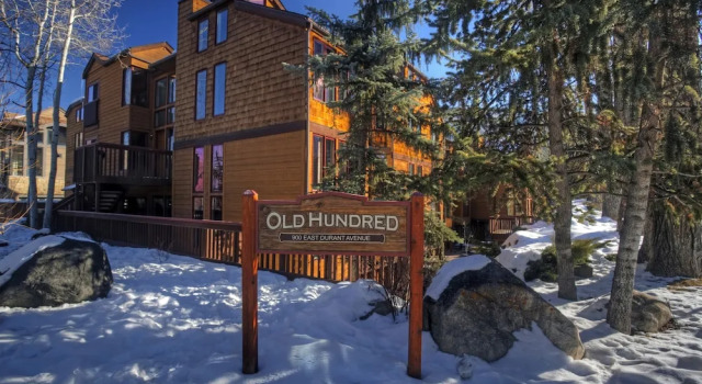 Old Hundred by Frias Properties, Забронировать Отель Отели Аспен 3 звезды, рядом с Bell Mountain, 3*