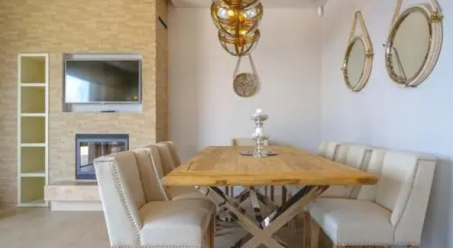 Luxury Villa Prova, Забронировать Отель Отели Вантачичи с бассейном, Бассейн