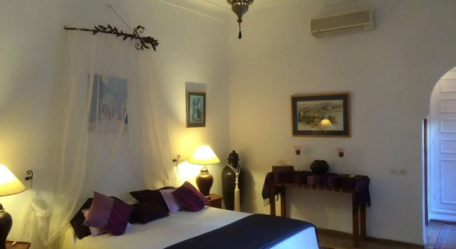 Riad Irene, Забронировать Отель Отели Марракеш-Тенсифт-Эль-Хауз с парковкой, Парковка